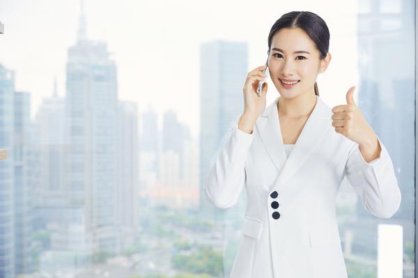《揭秘女上司的商业秘密：职场女性如何保护自己的核心机密》 图2