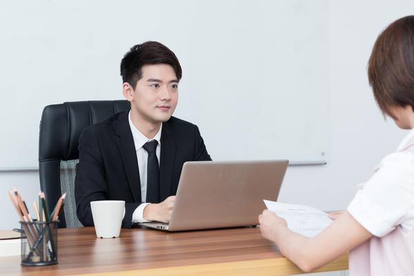 公司员工积极参与献血，传递爱心助力公益 图2