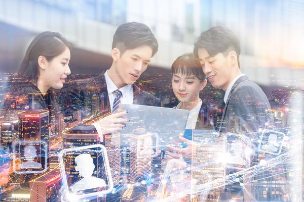 知识产权金融大厦空地：创新与发展的平台 图1