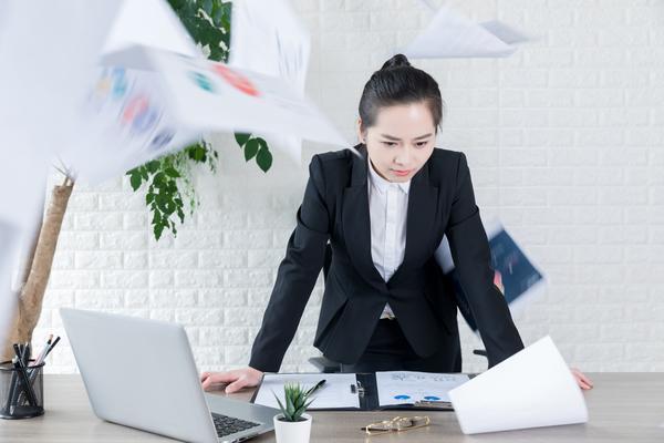 知识产权行业压力大揭秘：如何应对与化解 图2