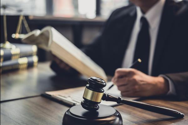 知识产权律师找谁？专业解析与选择指南 图1