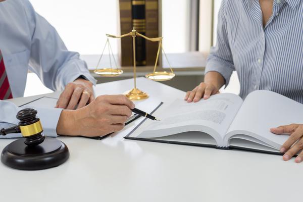 《刑法专家刘祥微博解读 legal 热点话题》 图2