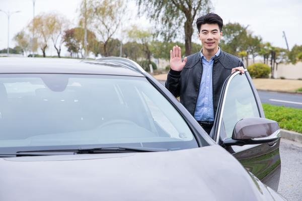 交通法规诈骗案例分析材料：合同诈骗罪与非法金融中介的司法实践 图2