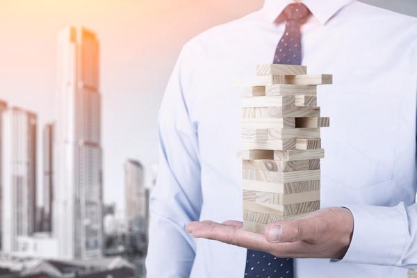 《社群运营岗位晋升路线方案：从入门到专家的全方位指南》图1