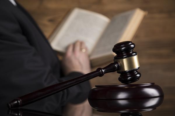共同犯罪逃跑如何判定刑期：法律解读与实际案例分析 图2