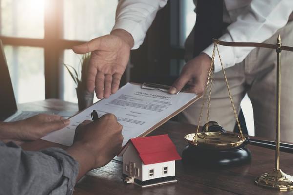 房屋买卖诈骗案件解析与防范对策 图1