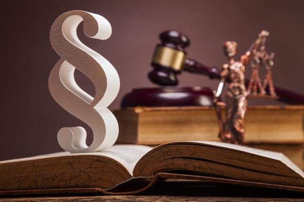 校园高利贷暴力：揭示这个黑暗领域的真相图1